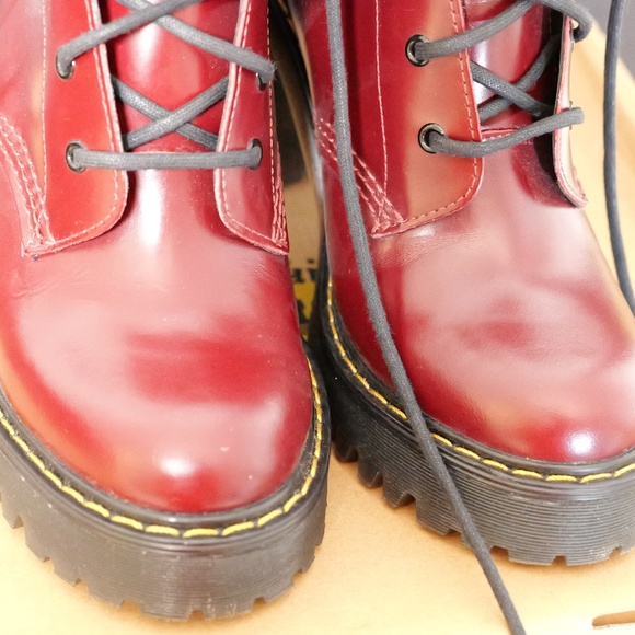 NEW* Dr. Marten Persephone boots in cherry Size 6 - Picture 6 of 11